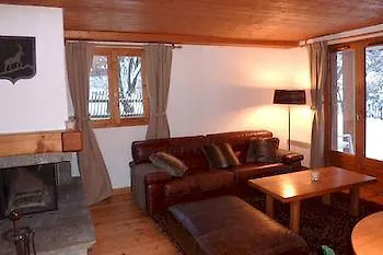 Chalet Carlinouf Hotel