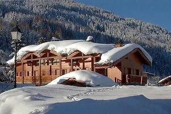 Chalet Carlinouf